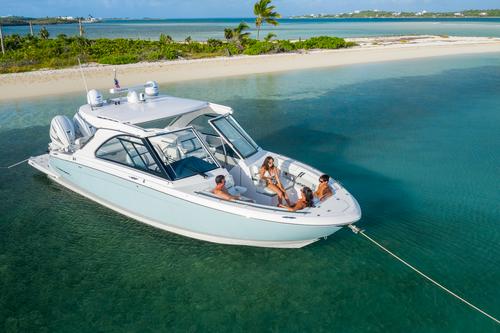 Regal Boats, family owned award winning Florida boat manufacturer 